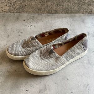 TOMS Shoes